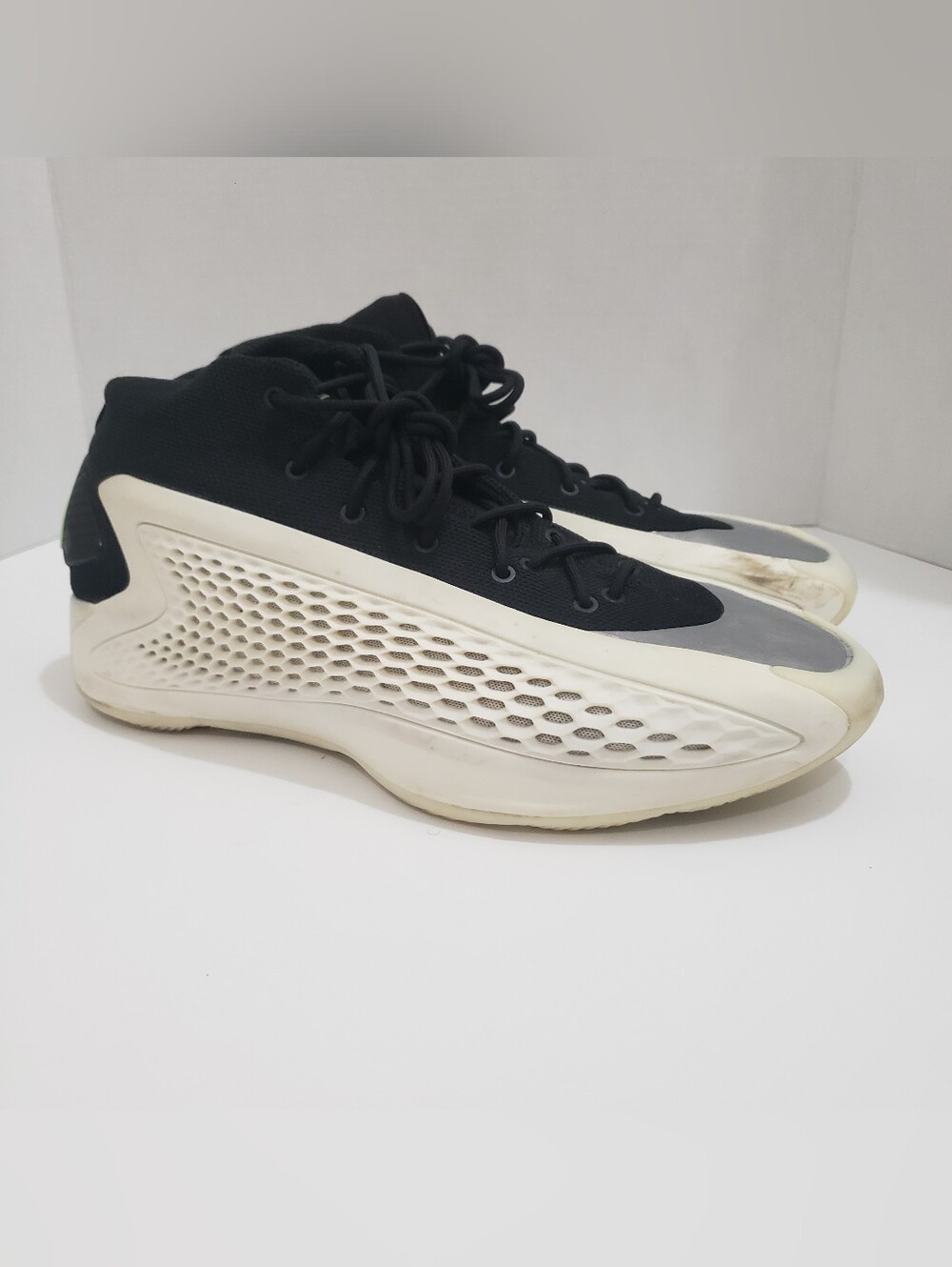 Adidas Anthony Edwards AE 1 “Best of Adi” basketball shoes in men’s size 12 Kept